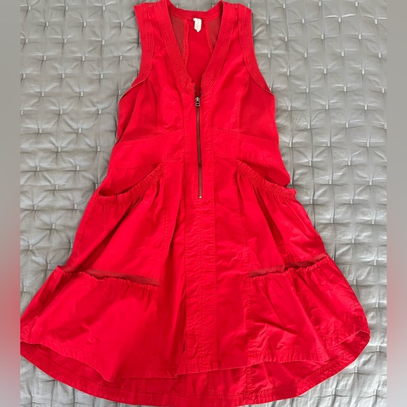 Red Anthropologie Daily Practice Trek Dress Medium - Picture 6 of 8